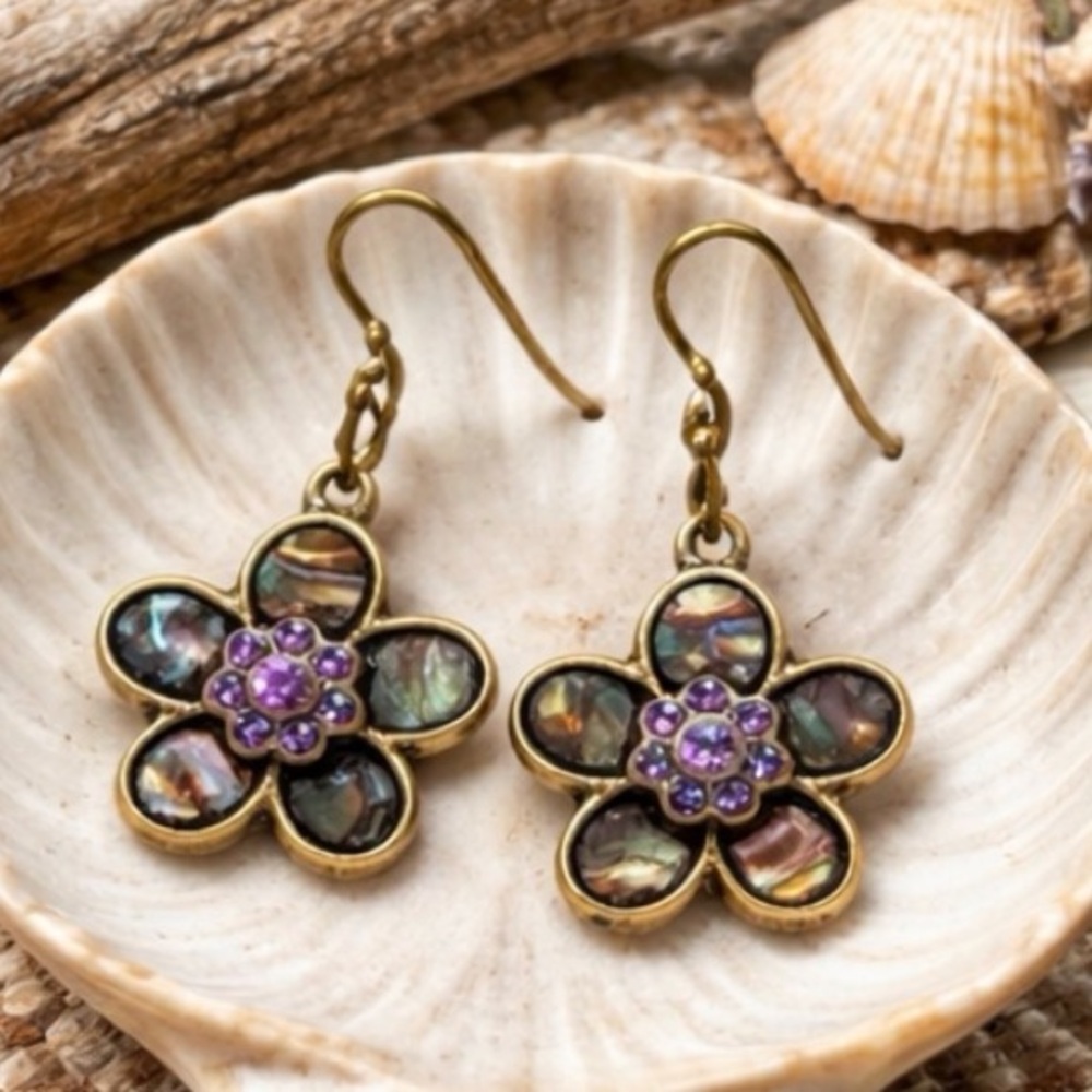 Vintage Abalone Flower Dangle Earrings Purple Crystal Center 90s Boho 1” Drop